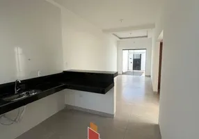 Foto 1 de Casa com 2 Quartos à venda, 150m² em Nossa Senhora Aparecida, Uberlândia