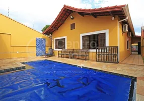 Foto 1 de Casa com 3 Quartos à venda, 133m² em Jardim Beira Mar, Peruíbe