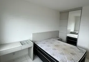 Foto 1 de Casa com 2 Quartos à venda, 60m² em Buraquinho, Lauro de Freitas