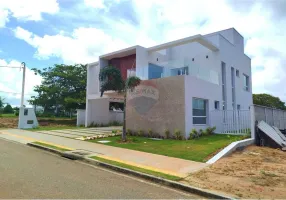 Foto 1 de Casa de Condomínio com 4 Quartos à venda, 153m² em VALE DO PIUM, Nísia Floresta