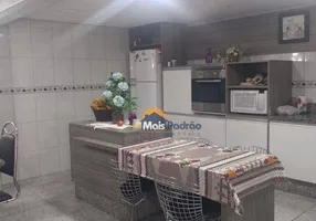 Foto 1 de Casa com 3 Quartos à venda, 150m² em Metalúrgicos, Osasco