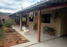 Foto 1 de Casa com 3 Quartos à venda, 330m² em Centro, Itatiaiuçu