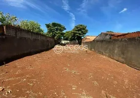 Foto 1 de Lote/Terreno à venda, 360m² em Osvaldo Rezende, Uberlândia