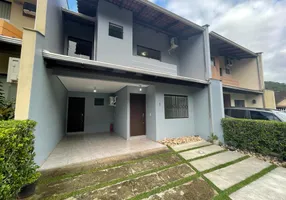 Foto 1 de Casa de Condomínio com 3 Quartos para venda ou aluguel, 104m² em América, Joinville
