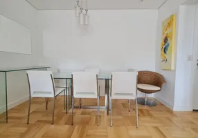 Foto 1 de Apartamento com 3 Quartos para alugar, 75m² em Alphaville, Barueri