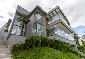 Foto 1 de Casa de Condomínio com 4 Quartos à venda, 380m² em Santo Inácio, Curitiba