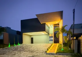 Foto 1 de Casa de Condomínio com 3 Quartos à venda, 243m² em Setor Pauzanes, Rio Verde