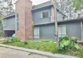 Foto 1 de Casa com 4 Quartos à venda, 400m² em Quarteirão Ingelhein, Petrópolis