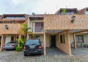 Foto 1 de Casa com 4 Quartos à venda, 139m² em Centro Cívico, Curitiba