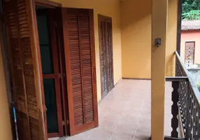 Foto 1 de Casa de Condomínio com 5 Quartos à venda, 140m² em Peró, Cabo Frio