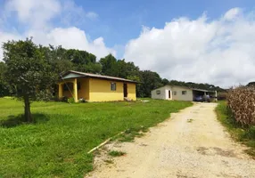 Foto 1 de Fazenda/Sítio com 4 Quartos à venda, 216m² em Vila Bela Vista, Almirante Tamandaré