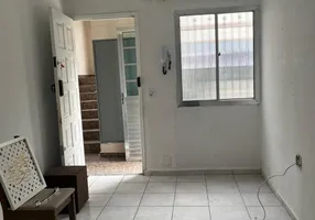 Foto 1 de Apartamento com 2 Quartos à venda, 58m² em Conjunto Residencial José Bonifácio, São Paulo