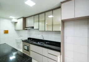 Foto 1 de Apartamento com 2 Quartos para alugar, 61m² em Setor Negrão de Lima, Goiânia