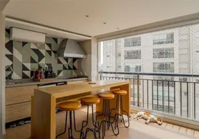 Foto 1 de Apartamento com 3 Quartos à venda, 138m² em Vila Romana, São Paulo