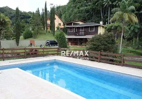 Foto 1 de Casa com 5 Quartos para venda ou aluguel, 201m² em Carlos Guinle, Teresópolis