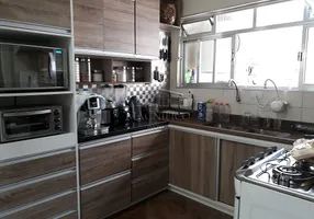 Foto 1 de Casa com 3 Quartos à venda, 183m² em Taboão, São Bernardo do Campo