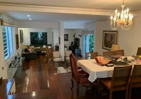 Foto 1 de Casa com 3 Quartos para venda ou aluguel, 300m² em Jardim Europa, São Paulo