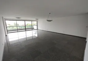 Foto 1 de Apartamento com 4 Quartos para alugar, 234m² em Casa Amarela, Recife