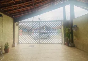 Foto 1 de Casa com 3 Quartos à venda, 80m² em Balneário Maracanã, Praia Grande