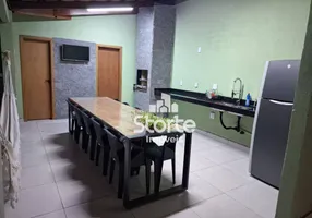 Foto 1 de Casa com 3 Quartos à venda, 199m² em Osvaldo Rezende, Uberlândia