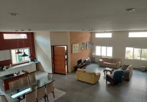 Foto 1 de Casa com 5 Quartos à venda, 265m² em Interlagos, São Paulo