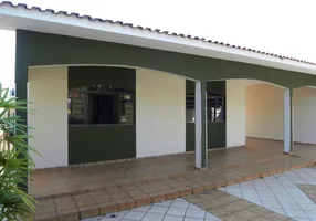 Foto 1 de Casa com 3 Quartos à venda, 186m² em Jardim Laodicéia, Maringá