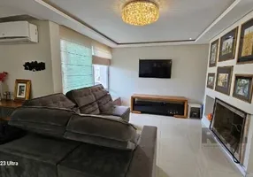 Foto 1 de Casa de Condomínio com 3 Quartos à venda, 248m² em Hípica, Porto Alegre