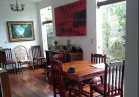 Foto 1 de Casa com 3 Quartos à venda, 256m² em Ouro Preto, Belo Horizonte