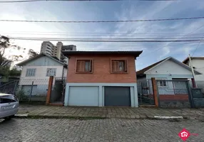 Foto 1 de Casa com 3 Quartos à venda, 300m² em Exposição, Caxias do Sul