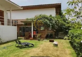 Foto 1 de Sobrado com 3 Quartos à venda, 280m² em Chácara dos Junqueiras, Carapicuíba