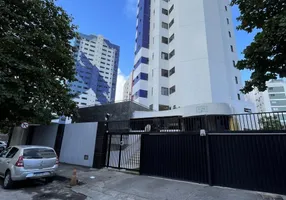 Foto 1 de Apartamento com 4 Quartos à venda, 92m² em Costa Azul, Salvador