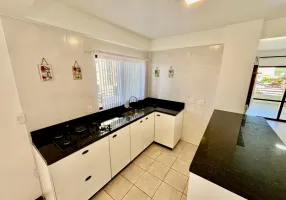 Foto 1 de Apartamento com 3 Quartos para alugar, 90m² em Perequê, Porto Belo