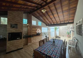 Foto 1 de Casa com 3 Quartos à venda, 150m² em Fabrício, Uberaba