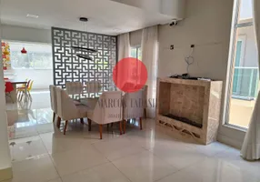 Foto 1 de Casa de Condomínio com 3 Quartos para venda ou aluguel, 285m² em Suru, Santana de Parnaíba