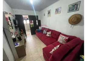 Foto 1 de Casa com 4 Quartos à venda, 128m² em Santa Lúcia, Maceió