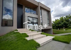 Foto 1 de Sobrado com 4 Quartos à venda, 585m² em Residencial Alphaville Flamboyant, Goiânia