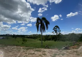 Foto 1 de Lote/Terreno à venda, 1000m² em Centro, Guararema