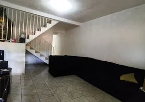 Foto 1 de Sobrado com 2 Quartos à venda, 184m² em Mombaça, Pindamonhangaba