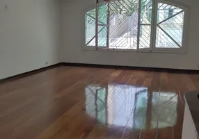 Foto 1 de Sobrado com 3 Quartos para venda ou aluguel, 291m² em Móoca, São Paulo