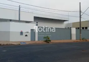 Foto 1 de Galpão/Depósito/Armazém para alugar, 1200m² em Minas Gerais, Uberlândia