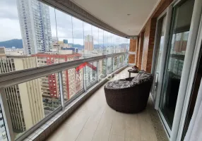 Foto 1 de Apartamento com 2 Quartos à venda, 96m² em Gonzaga, Santos