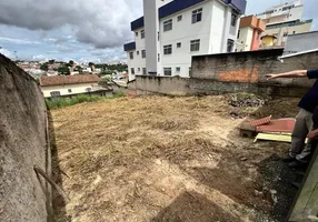 Foto 1 de Lote/Terreno à venda, 360m² em Alvorada, Contagem