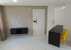 Foto 1 de Apartamento com 2 Quartos à venda, 44m² em Serraria, Maceió