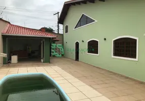 Foto 1 de Casa com 4 Quartos à venda, 316m² em Centro, Mongaguá