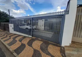 Foto 1 de Casa com 3 Quartos à venda, 300m² em Vila Lemos, Campinas