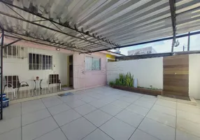 Foto 1 de Casa com 2 Quartos à venda, 50m² em Candeias, Jaboatão dos Guararapes