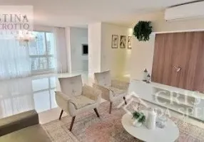 Foto 1 de Apartamento com 3 Quartos à venda, 129m² em Centro, Balneário Camboriú