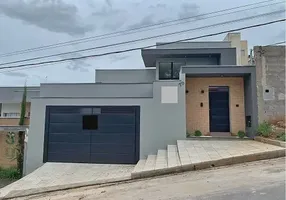 Foto 1 de Sobrado com 3 Quartos à venda, 128m² em Santo André, Belo Horizonte