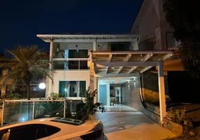 Foto 1 de Casa com 3 Quartos para venda ou aluguel, 180m² em Centro, São Gonçalo