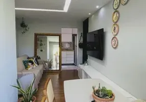 Foto 1 de Casa com 3 Quartos à venda, 70m² em Agronômica, Florianópolis